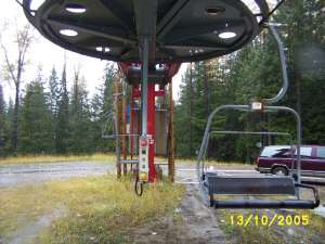 Boomerang Chair-Bottom Station. Photo by: Skilifts.org Member: Helper