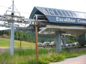 Excalibur Gondola-Mid-Station