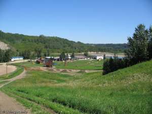 Bunny Ropetows-Bottom Station in distance