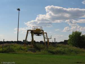 Yellow T-bar-Top Station